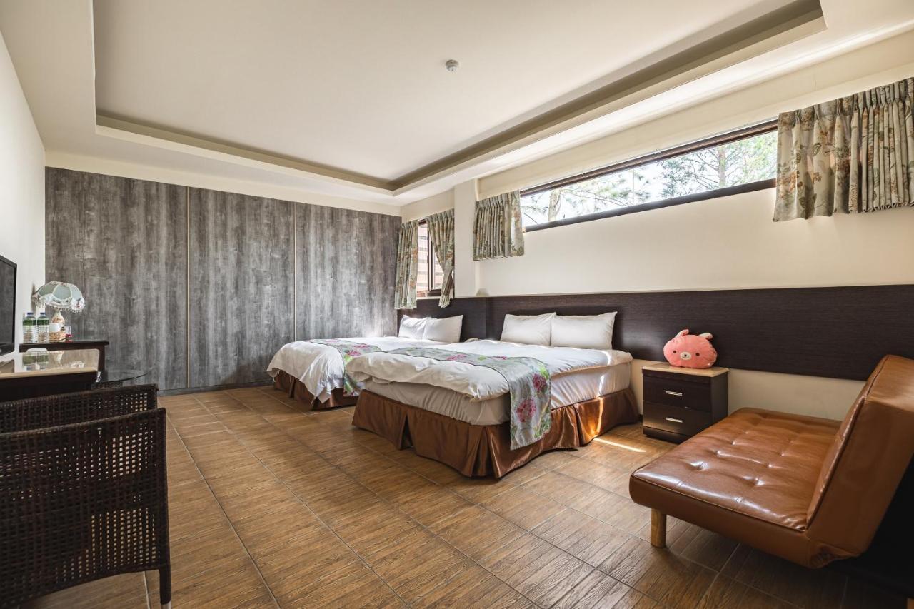 Hua Mu Xing Jing B&B Renai Bagian luar foto