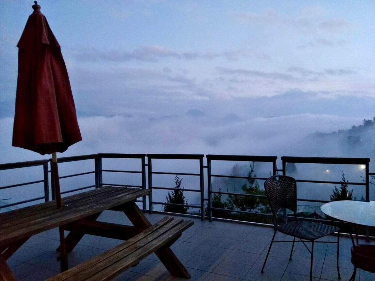 Hua Mu Xing Jing B&B Renai Bagian luar foto